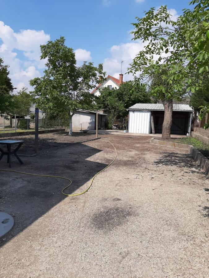 La Petite Escale Villa Vierzon Exterior foto