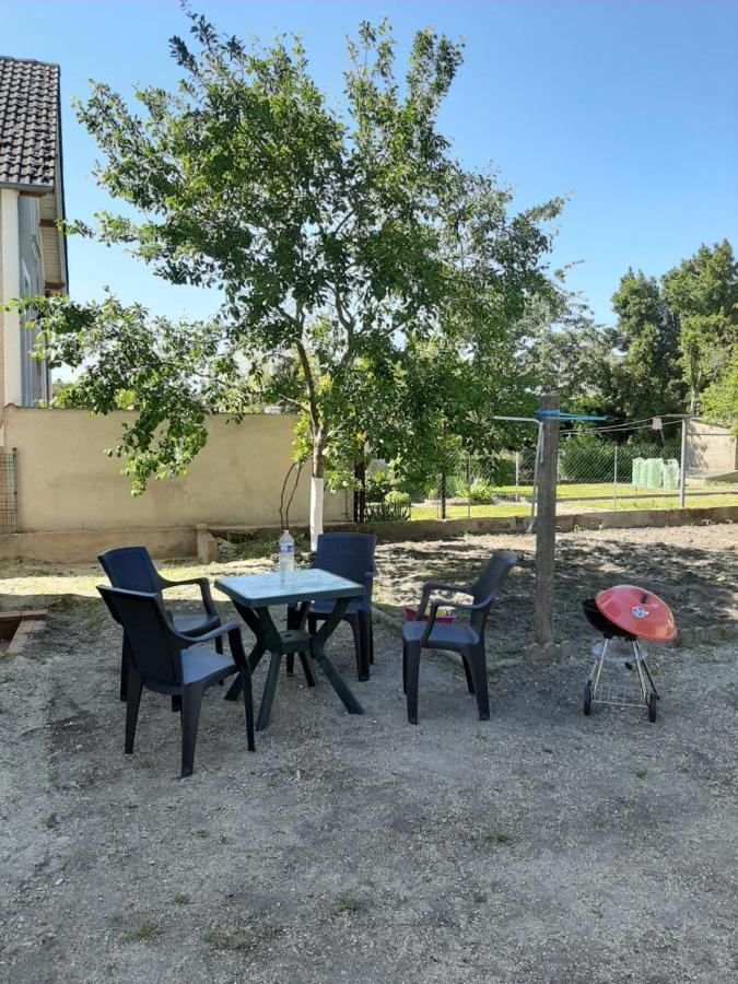 La Petite Escale Villa Vierzon Exterior foto